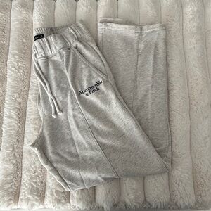 Abercrombie & Fitch Light Gray Sweatpants